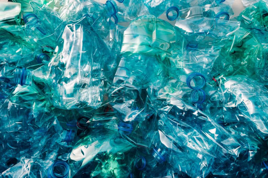 recyclage des eaux minérales en bouteille